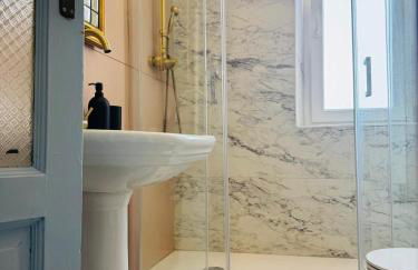 HERITAGE HOUSE City Center -ENTIRE APARTMENT- - Foto 39