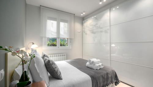 Ondarreta Beach Apartment con parking free y Aire acondicionado - Foto 3