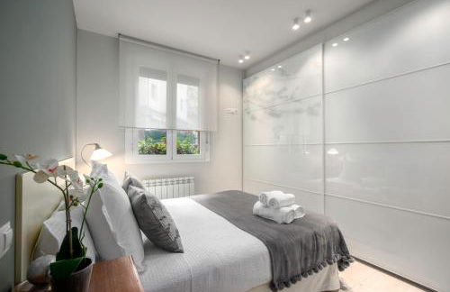 Ondarreta Beach Apartment con parking free y Aire acondicionado - Foto 3