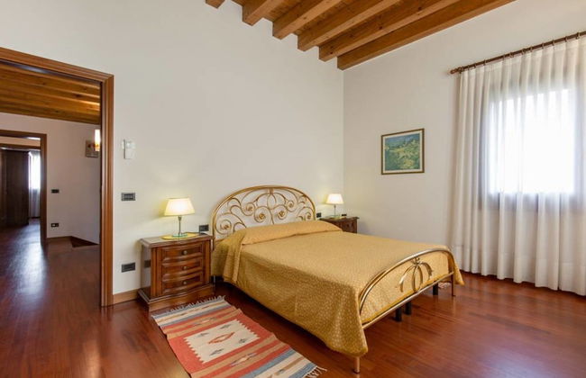 The Mulberries Three Bedroom and two Bathroom Apartment - Foto 16