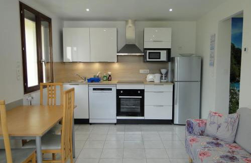 Gîte 1805 Montagnes du Jura avec Spa et Sauna classé 3 étoiles - Foto 10