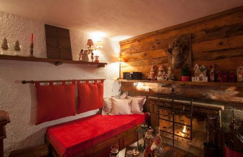 Dandy Villas Agoriani-Chalet Orelia-Fireplace - Foto 5