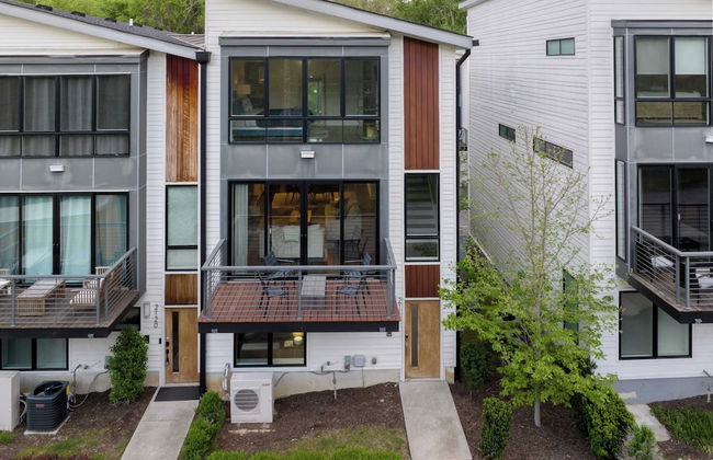 Luxe 4bdr w/ Balcony & Parking, 10 Mins to Broadway 9th Avenue by Avantstay - Foto 21