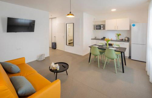 All Suites Appart Hôtel - Le Havre Centre - Les docks - Foto 9