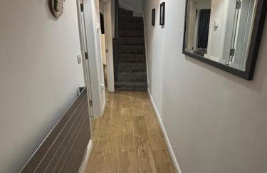 Cheerful 3 Bedroom Townhouse - Foto 13