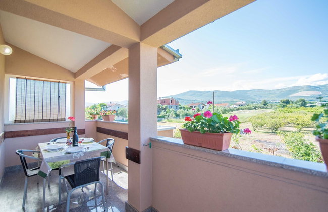 Comfortable Kastel Stafilic Apartment with Balcony - Two Bedroom Apartment with Balcony and Sea View - Foto 23