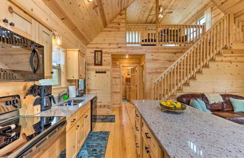 Cozy Mtn Cabin Spacious Deck and Forest Views! - Foto 10