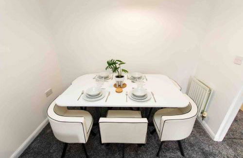 #Cloudstays Birmingham - City Getaway - 2 Lakes - Ideal For Couples Groups & Contractors - Foto 21