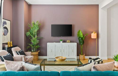 Upscale Townhome 3 miles to Downtown with 2 Car Garage - Foto 14