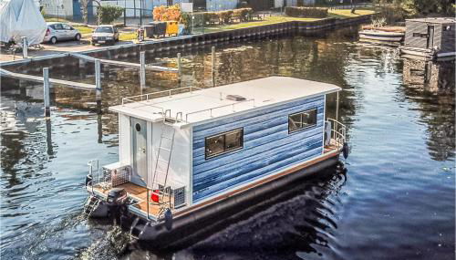 Amazing Ship In Hennigsdorf - Foto 2