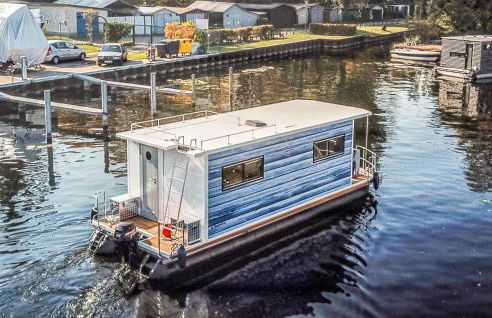 Awesome Ship In Hennigsdorf - Foto 1