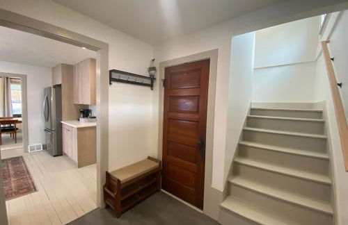 Totally renovated large family getaway! King bed - Foto 8