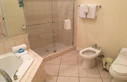 LIC Mgr - MODERN 4 BED 4 BATH VILLA - UPSCALE OCEANFRONT RESORT - INDOOR PICKLEBALL - SPEAKEASY! - Foto 21