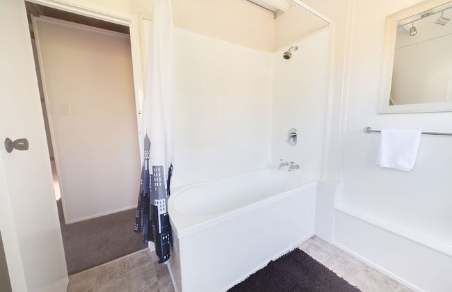 Awesome 3 bed Rotorua Lake House - Foto 9