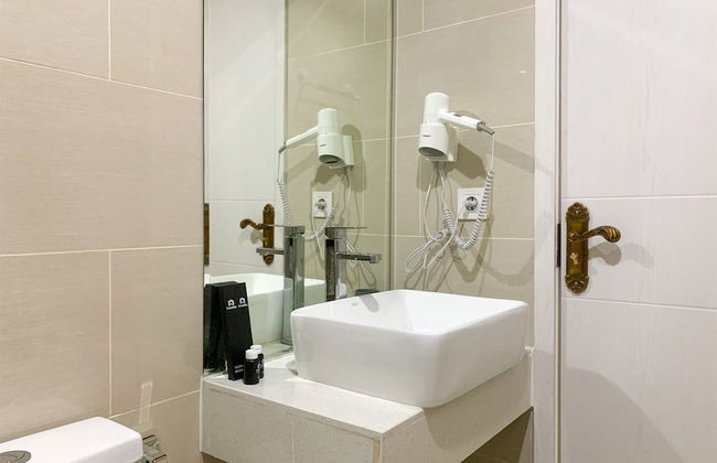 Nice And Strategic 2Br At 16Th Floor Daan Mogot City Apartment - Foto 20