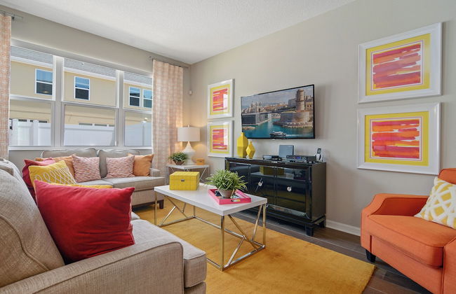 Stunning 4Bd Sleeps9 w Jacuzzi Close to Disney Compass Bay 5113 - Foto 8