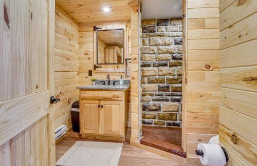 Hike, Ski and Swim Hopewell Cabin with Rolling Views - Foto 11