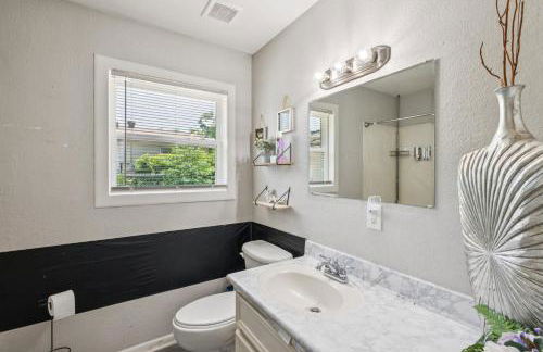 Cozy Temple Home - Fenced Yard & Wi-Fi home - Foto 16