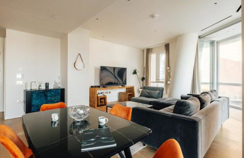 LUXURY 3 Bed 3 Bath Apartment in Central London - Photo 2