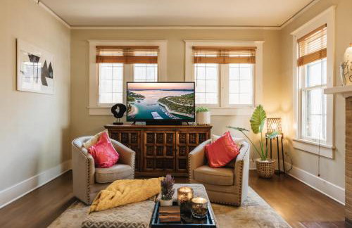 Historic Victorian Gem in UT Downtown Free Parking - Foto 1