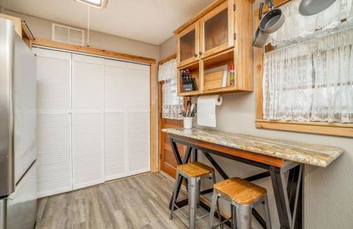 2 Bed 1 Bath Home w 2 Car Garage & Fenced Yard - Photo 13