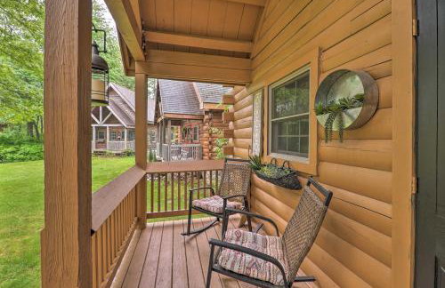 Cozy Retreat with Porch and Double JJ Resort Access! - Foto 21