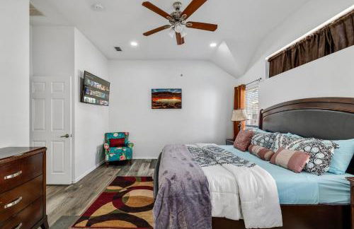 Frisco Escape Oasis Home w/Spa - Foto 23