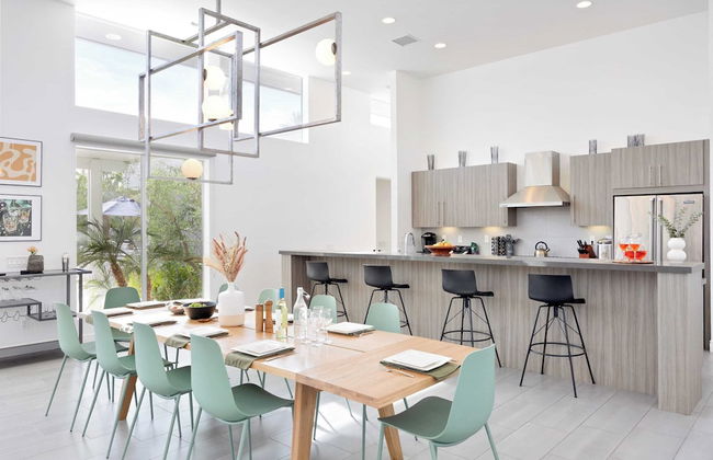 Sleeps 28! 2 Luxe Villas w/ Pool & Putting Green Polo Villas Nova by Avantstay - Foto 4