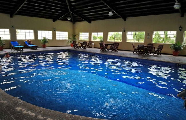 Pink House 604 - Photo 1