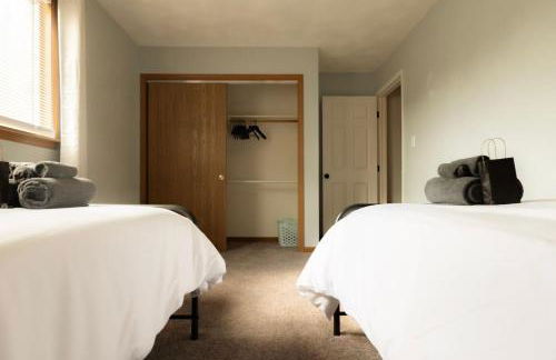 The Family Haven - 3BD 3BA Home in East Peoria - Foto 15