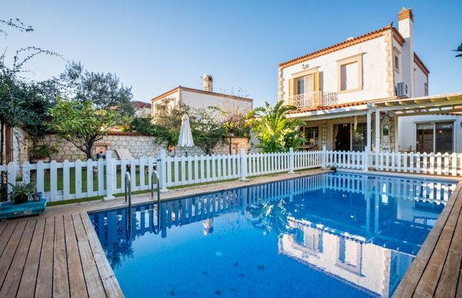 Luxury Duplex Villa w Pool and Garden in Alacati - Foto 1