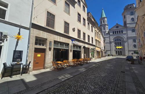 FERIENWOHNUNG 77m2 APARTMENT 2 RAUM WOHNUNG im ZITTAUER STADTZENTRUM INNENSTADT INNENRING TOP LAGE MARKT UND RATHAUS NÄHE - Foto 23