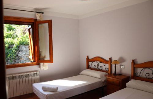 Lanau Casa Barbacoa Bike's Jardín Naturaleza - Foto 8