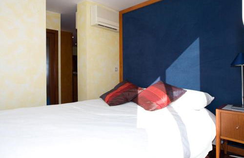 Gaudi penthouse with terrace views - Photo 8