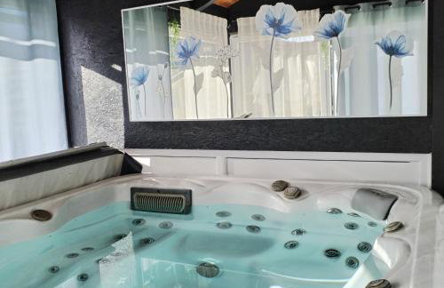 ForRest Spa Apartment - Private Jacuzzi & Sauna - Foto 18