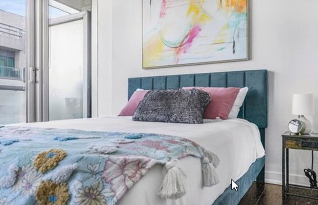 Maple Leaf Square - Photo 68