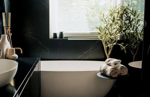 By the lake apartment - Foto 29