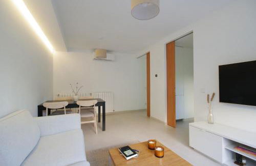 Beautiful apartment for a short stay - Photo 8