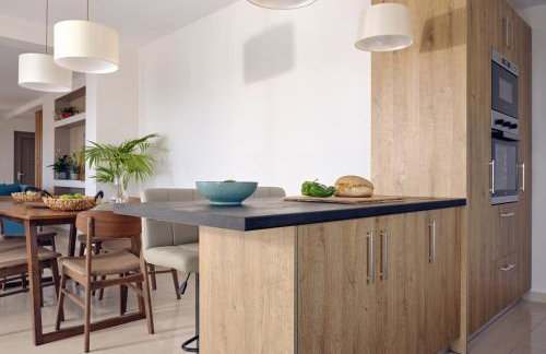 Artemis Villas - Spectacular Views & Ideal For Large Groups, By ZanteWize - Foto 20