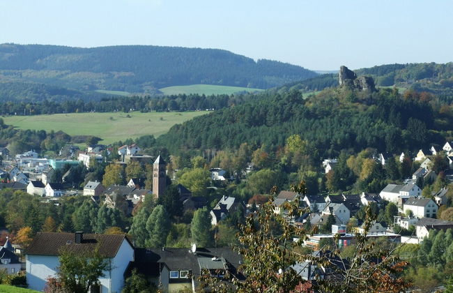 Bungalow in Eifel Near Forest and Mountains - Foto 27