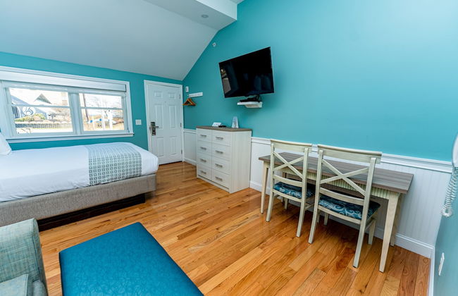 Edgewater Beach Resort, a VRI resort - Photo 5