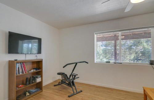 Alton Cabin with Deck about 2 Mi to Dixie Natl Forest! - Foto 16