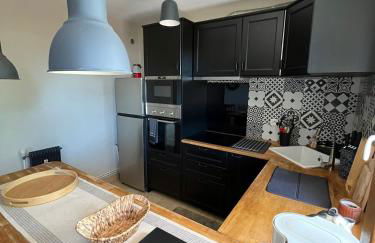 Le Relais des Cyclamens Bron - Foto 3