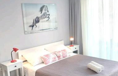 Gorgeous Dubrovnik sea view apartment with free parking - Photo 34
