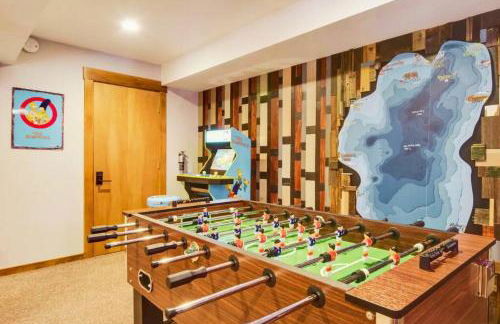 Luna Cabin - 5BR Hot Tub A/C Game Room EV Charger - Foto 11