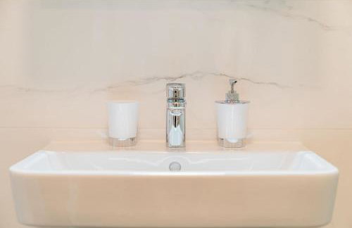 Flex SelfCheckIns 149 - Zagreb - Bedroom - Garage - Loggia - Foto 33