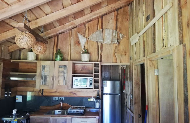 Wonderful Rustic Cabin 2, With Native Logs, on the Banks of the Trancura River - Foto 31