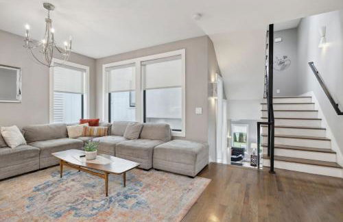 2mi Downtown Hot Tub Balcony 4 King Beds - Foto 26