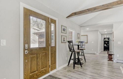 Black Hawk Getaway with Hot Tub cabin - Foto 3