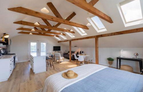 Colorado river access, game room & swimming pool - Photo 60